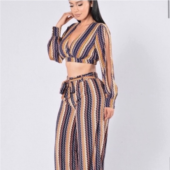 🪞 NEW two piece matching set crop top and tie wide leg pants set - Picture 8 of 11